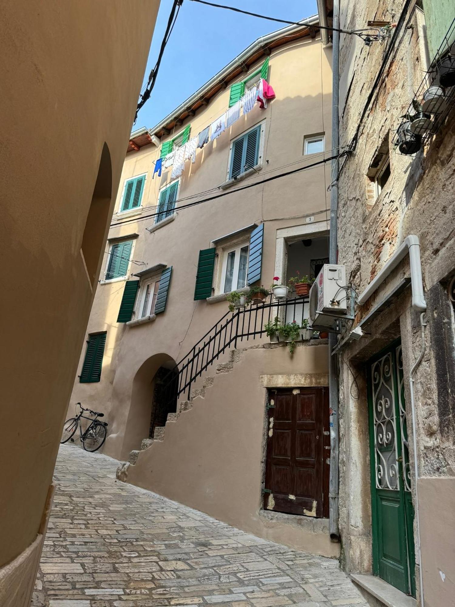 Studio Apartment Sweet Dreams Rovinj Exterior photo